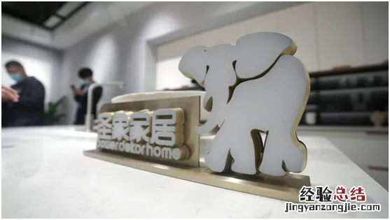圣象携多品类匠心之作惊艳上海建博会 诠释健康家居理念