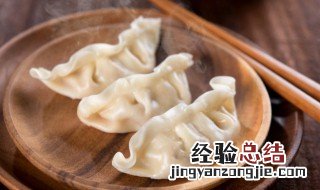 民间故事冬至吃饺子的由来 民间故事冬至吃饺子的由来和寓意