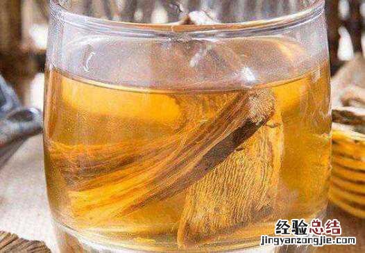 女性喝葛根泡的水好吗 女人喝葛根泡水喝的功效与好处