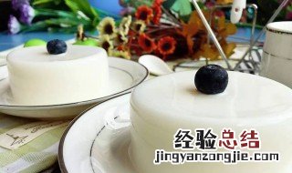 快过期牛奶能做什么 快要过期的牛奶怎么制作甜品