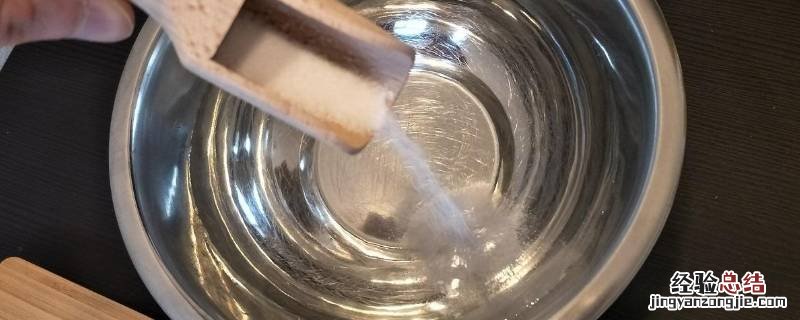 什么是饱和盐水,放热水? 什么是饱和盐水