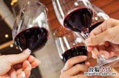葡萄酒什么时候喝最好 葡萄酒什么时候喝最好什么时候