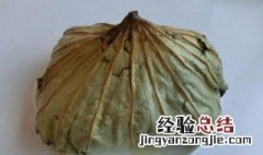 泥包烤荷叶鸡怎样做 荷叶泥巴烤鸡怎么做