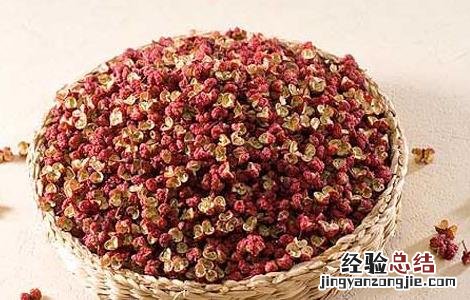 花椒水泡脚的好处 晚上花椒水泡脚的好处