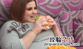 胖人穿衣服怎么搭配好看冬天 胖人穿衣搭配技巧女冬季