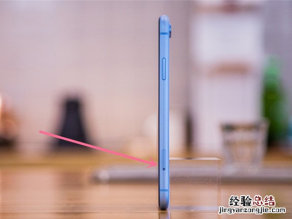 苹果xr双卡槽在哪
