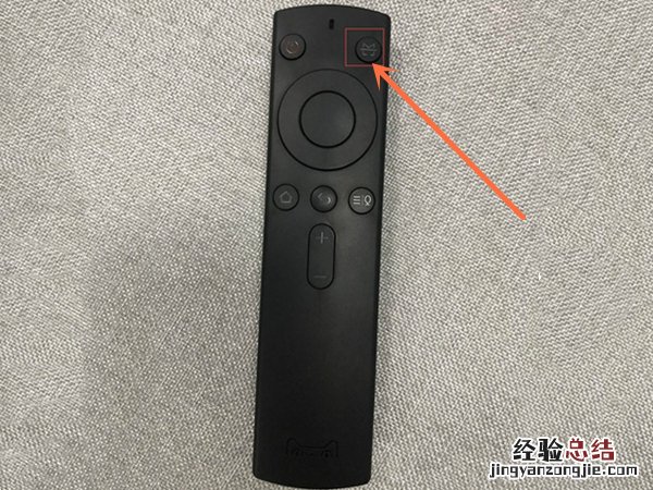 天猫投影仪怎么调焦距