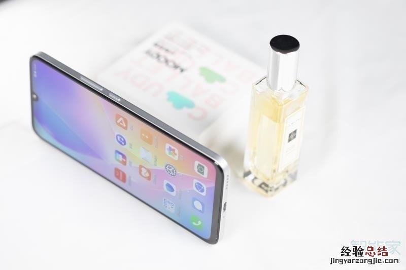 华为nova8se有无线充电功能吗