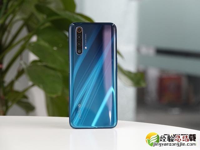 realme真我X50屏幕刷新率是多少 realme真我X50屏幕分辨率低吗