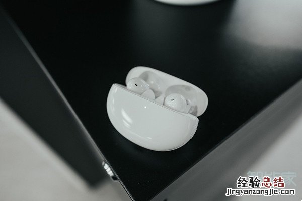 oppoencofree2怎么连接手机