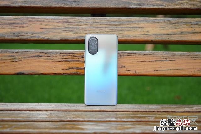 荣耀v40轻奢版有双扬声器吗