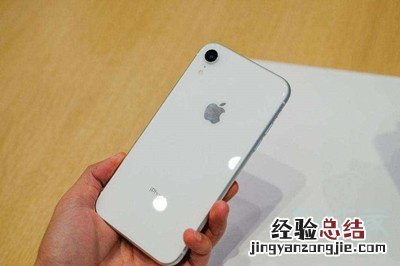 iphone xr卡贴怎么放
