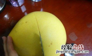 秋天的第一个柚子怎么剥?秋天的第一个柚子文案大全