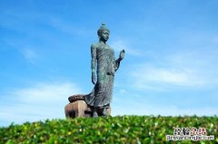 做人的最高境界：苦而不言，喜而不语！