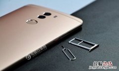 360手机Q5 Plus怎么装卡 360手机Q5 Plus插卡图文教程