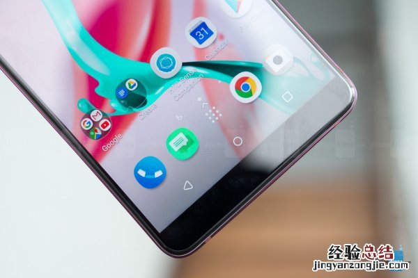 HTC U12+真机上手图赏:看起来相当漂亮