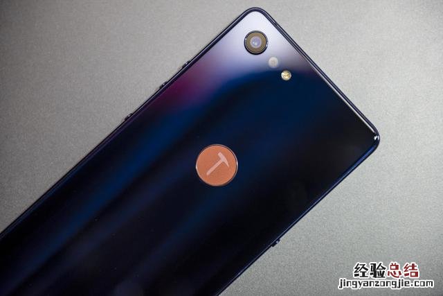 坚果Pro2S真机图赏 机身更加纤薄炫酷