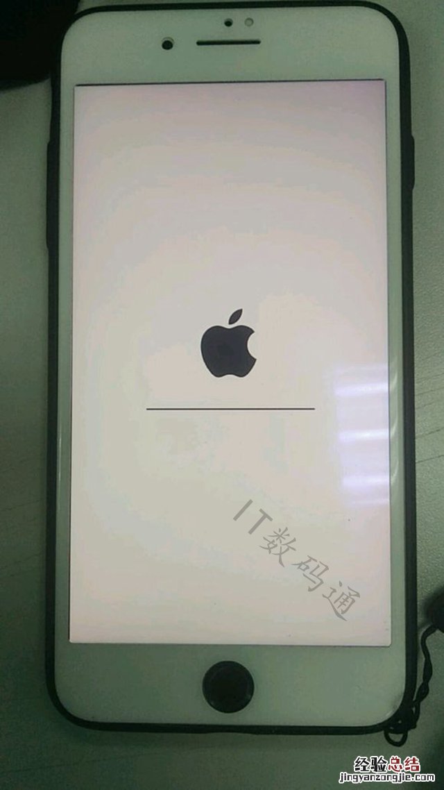 iOS12 beta4升级卡在进度条怎么回事 解决升级iOS12 beta4重启卡