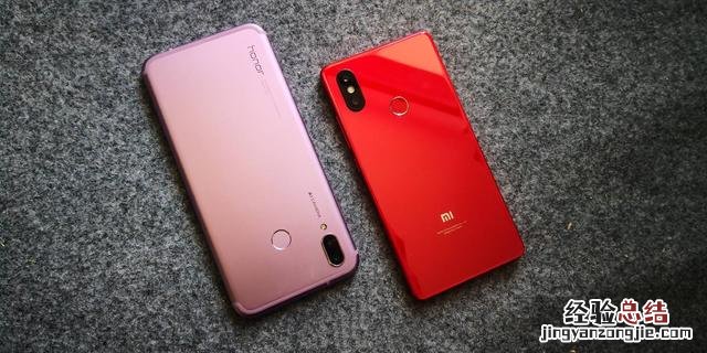 荣耀Play和小米8SE哪个好?小米8 SE对比荣耀Plya区别