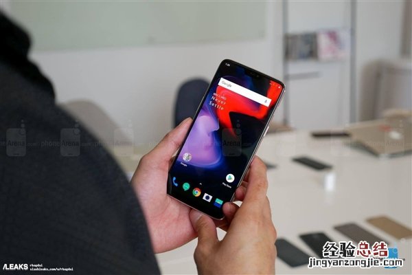 一加6真机抢先图赏 三种配色,玻璃机身