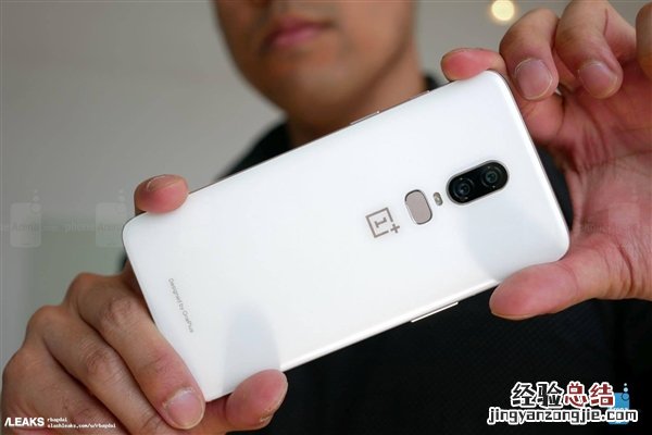 一加6真机抢先图赏 三种配色,玻璃机身