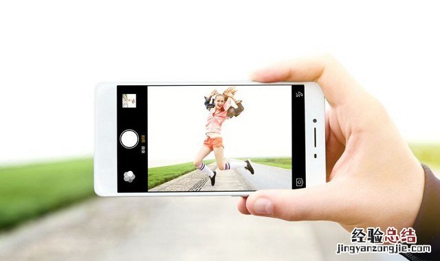 掌握这七个手机拍照小技巧 让你秒变拍照专家!