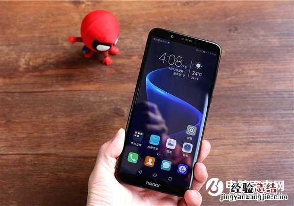 荣耀畅玩7C怎么装卡/插卡?荣耀畅玩7C SIM卡安装教程