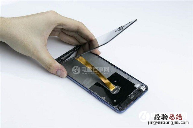 华为P10 Plus后盖怎么打开 能换吗?拆卸教程