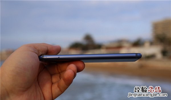 华为P10怎么装卡/插卡 华为P10 SIM卡安装教程