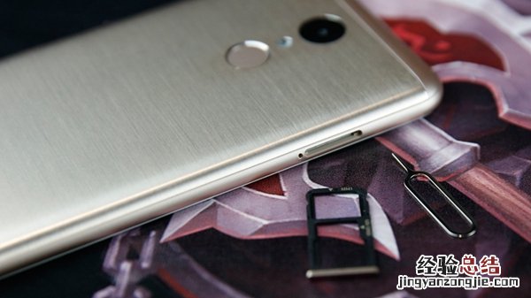 360手机N5怎么装卡/插卡 360手机N5 SIM卡安装教程