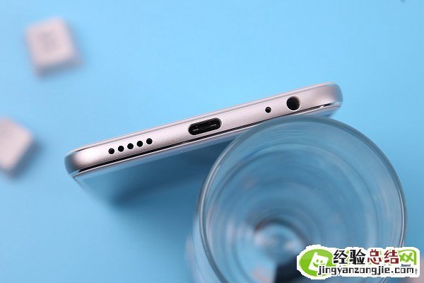 魅蓝X高颜值青年手机鉴赏 玻璃机身珠光白