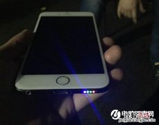iPhone技巧：给iPhone扬声器口安装个性彩灯
