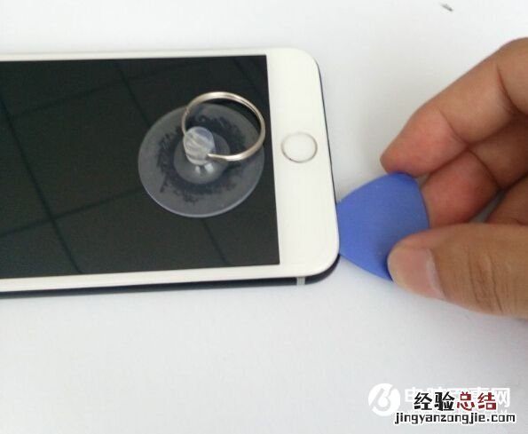 iPhone技巧:给iPhone扬声器口安装个性彩灯