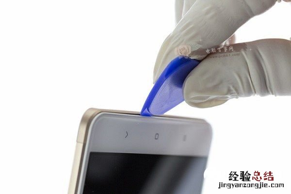 小米Max后盖怎么打开?小米Max拆卸后盖换电池教程