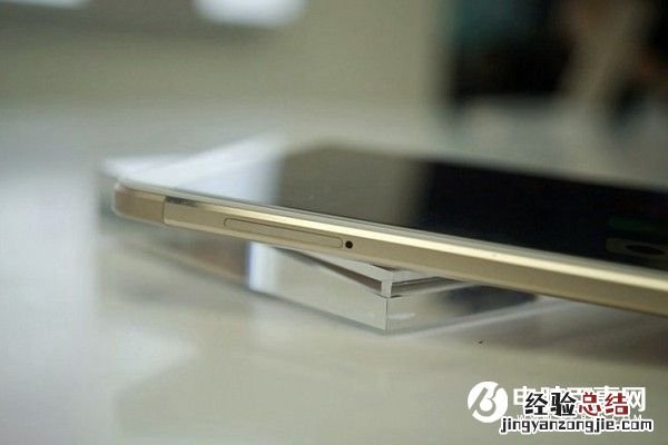 小米Max怎么装卡 小米Max SIM卡安装教程